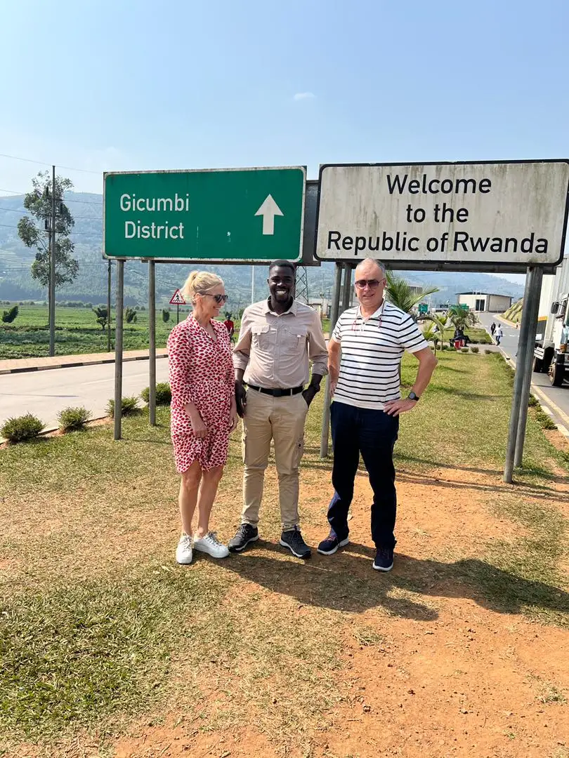 Our Irish guests traveled from Kigali to Uganda for the unforgettable thrill of coming face-to-face with a mountain gorilla in the misty rainforest.